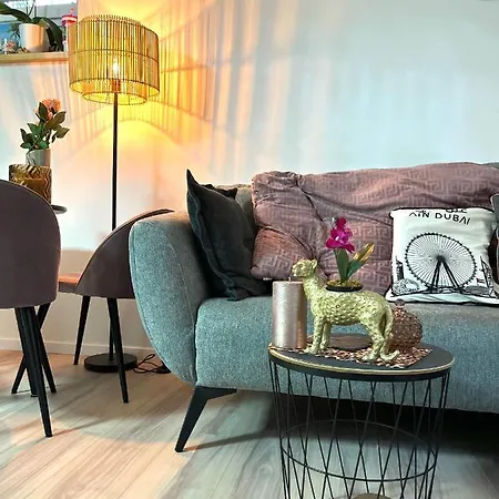 Апартаменты International Modern Exclusive Appartement*****